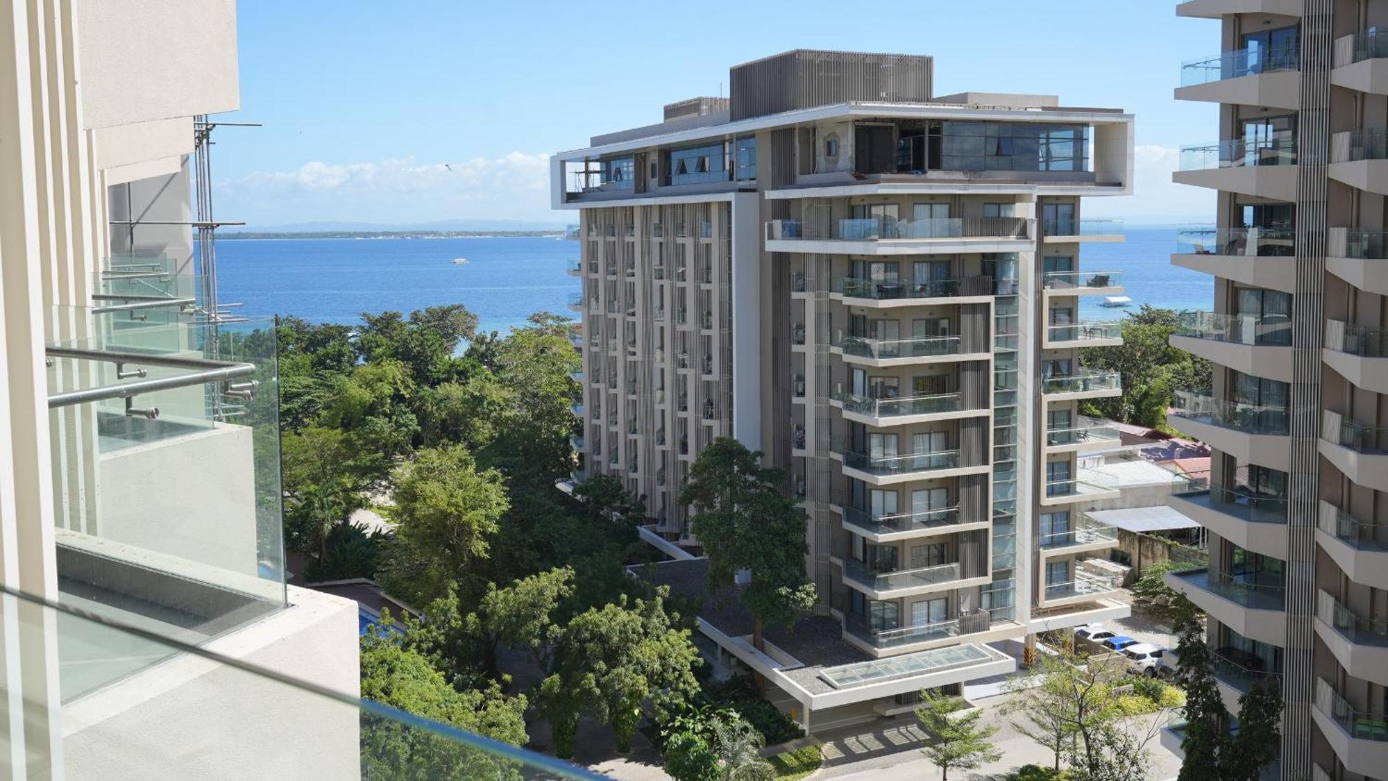 Dominiks Quite And Elegant Studio Ocean View Pool At Tambuli Resort High Floor Lapu-Lapu City Exterior photo